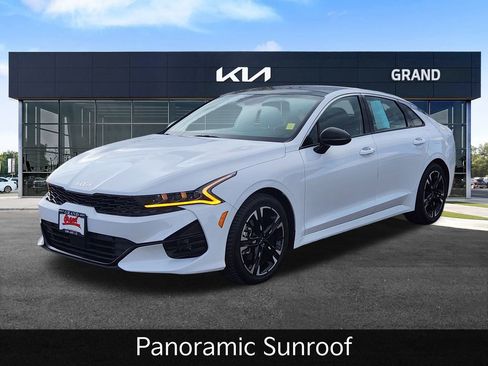 Used 2023 Kia K5 GT-Line image 5