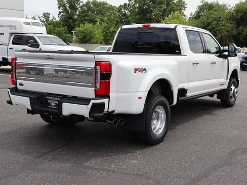 New 2026 Ford F350 Platinum w/ Platinum Plus Package AWD/4WD image 3