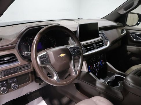 Used 2021 Chevrolet Tahoe LT AWD/4WD image 16