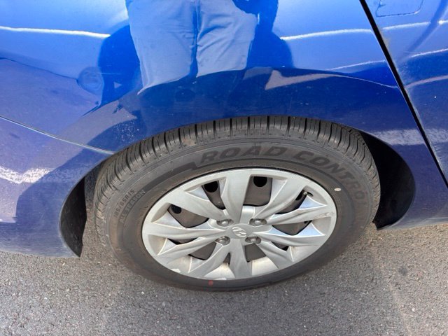 Used 2019 Hyundai Accent SE FWD image 8