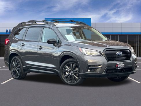 Used 2022 Subaru Ascent Onyx Edition image 2