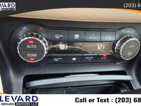 Used 2016 Mercedes-Benz GLA 250 4MATIC image 18