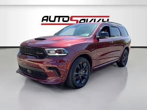 Used 2023 Dodge Durango GT RWD image 3