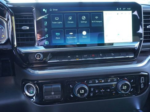 Used 2025 Chevrolet Silverado 1500 LT Trail Boss image 21