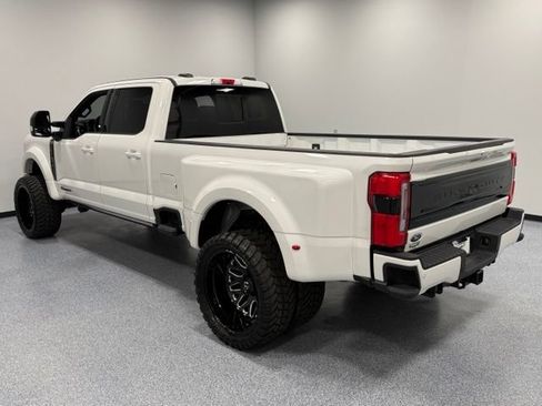 Used 2026 Ford F450 Platinum w/ Snow Plow Prep Package AWD/4WD image 9