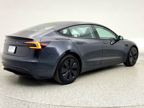 Used 2024 Tesla Model 3 image 4