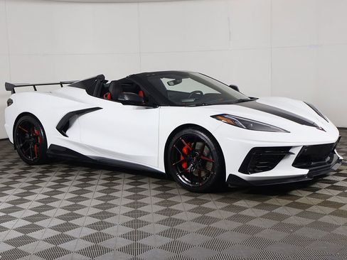 Used 2023 Chevrolet Corvette Stingray Premium Conv w/ Z51 Performance Package RWD image 49