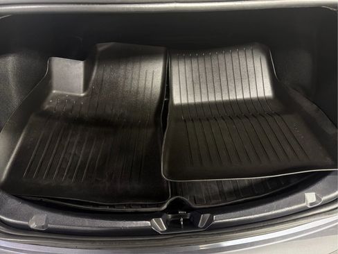 Used 2022 Tesla Model 3 image 11