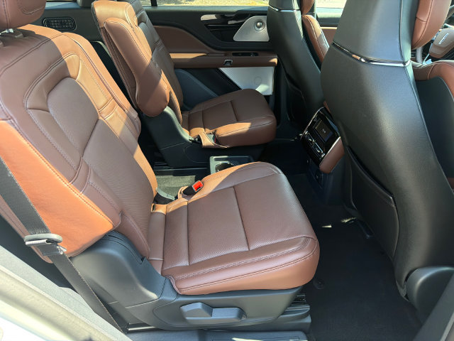 New 2026 Lincoln Aviator Reserve AWD/4WD image 16