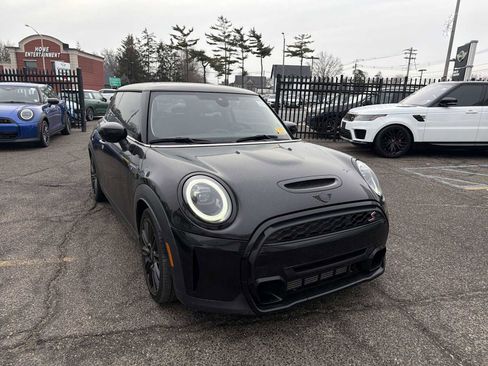 Certified 2024 MINI Cooper S image 2