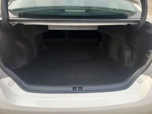 Used 2017 Toyota Camry SE image 30