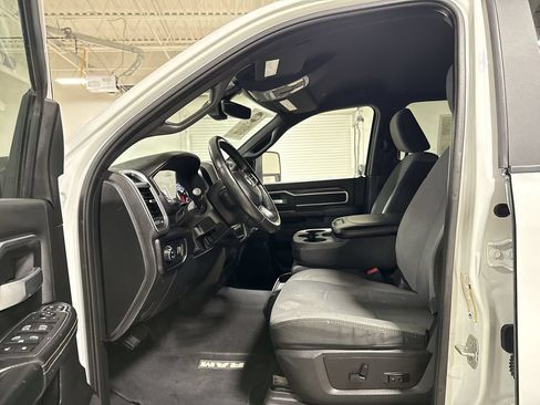 Used 2024 RAM 3500 Big Horn AWD/4WD image 19