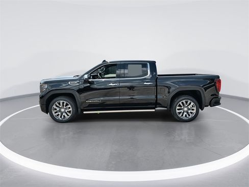 New 2026 GMC Sierra 1500 Denali w/ Denali Reserve Package image 5