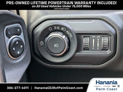 Used 2018 Jeep Wrangler Unlimited Sport S AWD/4WD image 28