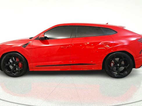 Used 2022 Lamborghini Urus AWD/4WD image 4