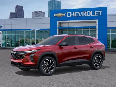 New 2026 Chevrolet Trax RS w/ Driver Confidence Package FWD image 2