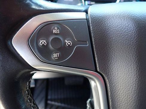 Used 2019 Chevrolet Silverado 2500 LT w/ Midnight Edition AWD/4WD image 13