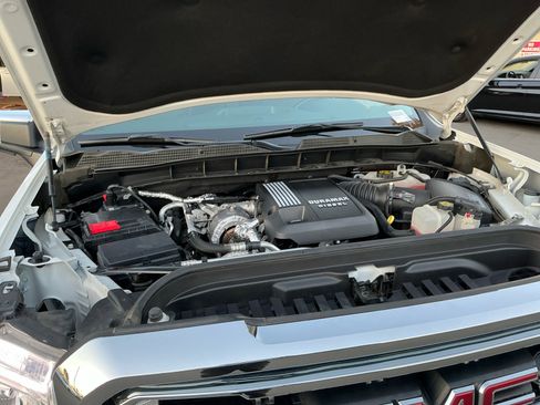 Used 2021 GMC Sierra 1500 SLT w/ SLT Premium Package image 23