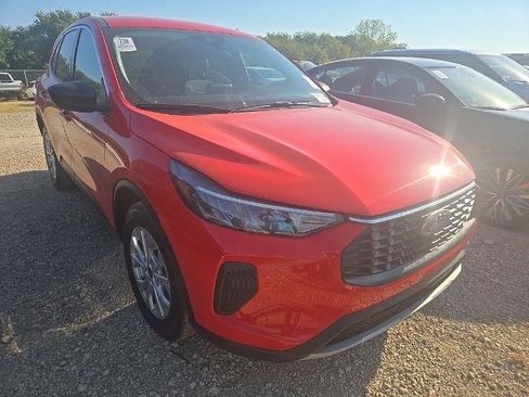 Certified 2024 Ford Escape Active FWD image 4