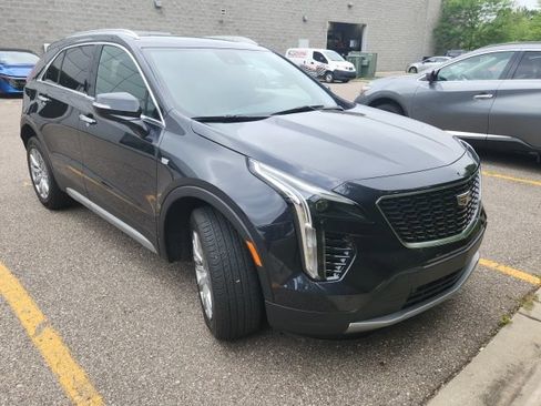 Used 2023 Cadillac XT4 Premium Luxury w/ Cold Weather Package FWD image 1