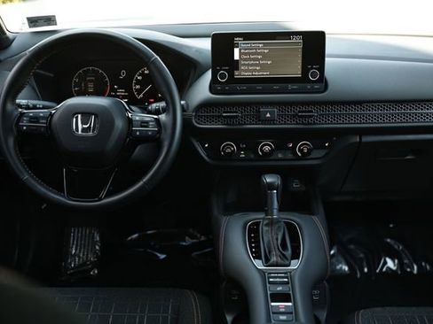 Used 2025 Honda HR-V Sport image 25