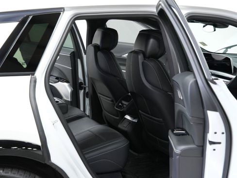 Used 2024 Cadillac Lyriq Sport w/ LPO, Floor Liner Package AWD/4WD image 11