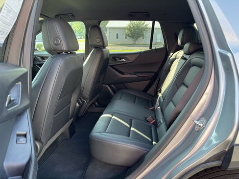Used 2026 Chevrolet Equinox LT w/ Convenience Package II AWD/4WD image 14