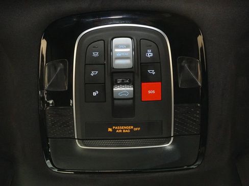 Used 2025 Hyundai Palisade Calligraphy FWD image 16