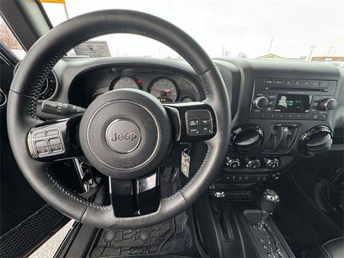 Used 2016 Jeep Wrangler Sahara image 2