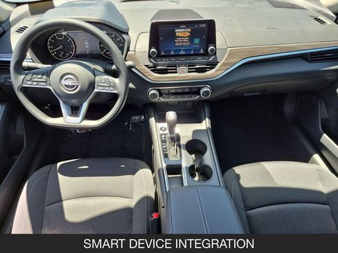 New 2026 Nissan Altima 2.5 SV FWD image 13