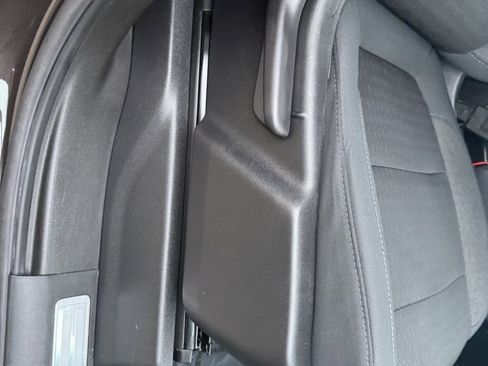 Used 2020 GMC Sierra 1500 Elevation w/ Elevation Value Package image 40