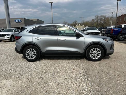 Used 2023 Ford Escape Active image 9