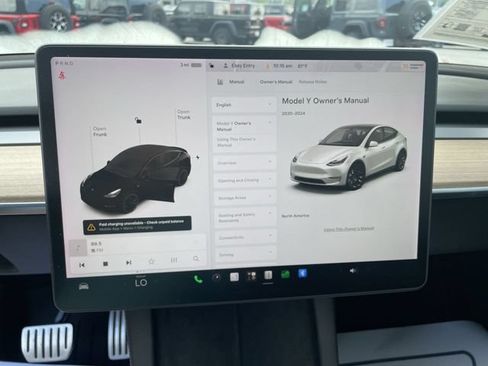 Used 2021 Tesla Model Y Performance AWD/4WD image 22