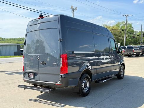 Used 2019 Mercedes-Benz Sprinter 144 image 19