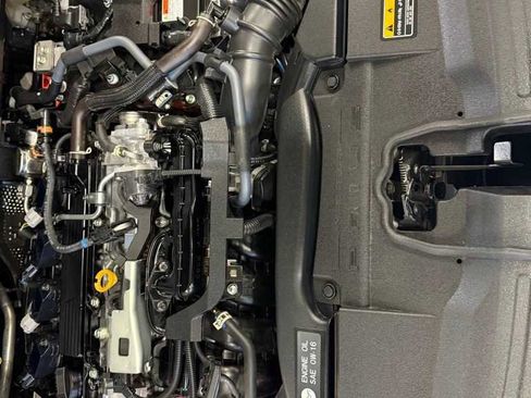 Used 2024 Toyota Prius LE image 26