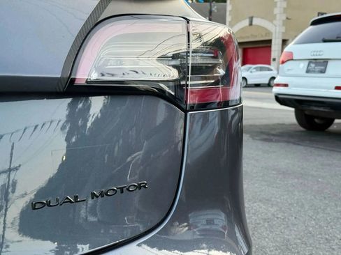 Used 2020 Tesla Model 3 Long Range image 11