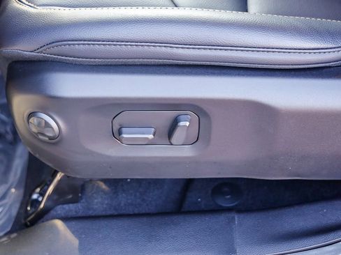 New 2025 Jeep Gladiator Sport w/ Premium Package image 23