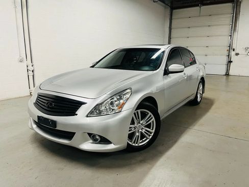 Used 2013 INFINITI G37 x Sedan w/ Premium Pkg AWD/4WD image 1