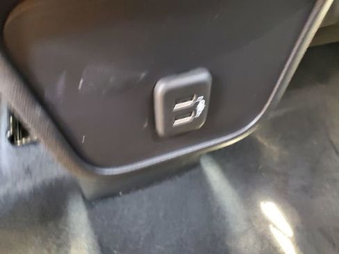 Certified 2024 Chevrolet Equinox LS w/ LS Convenience Package FWD image 14
