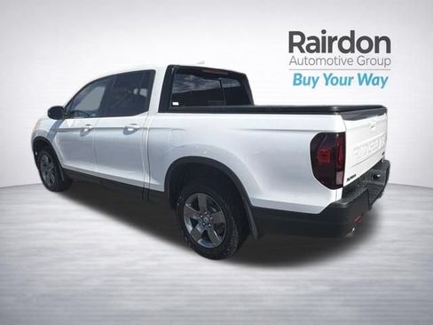Used 2025 Honda Ridgeline TrailSport image 5