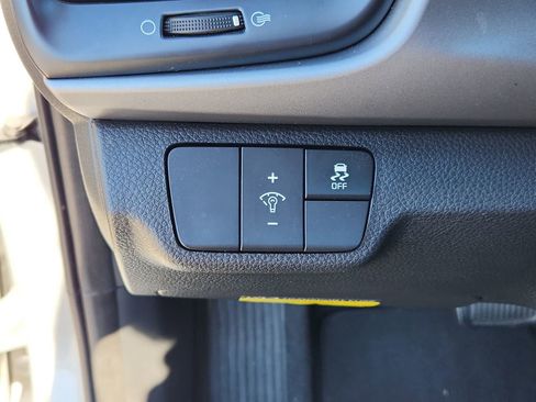 Used 2023 Kia Rio LX image 22