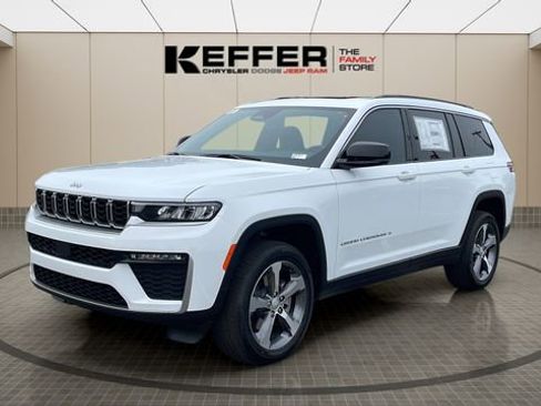 New 2026 Jeep Grand Cherokee L Limited image 1