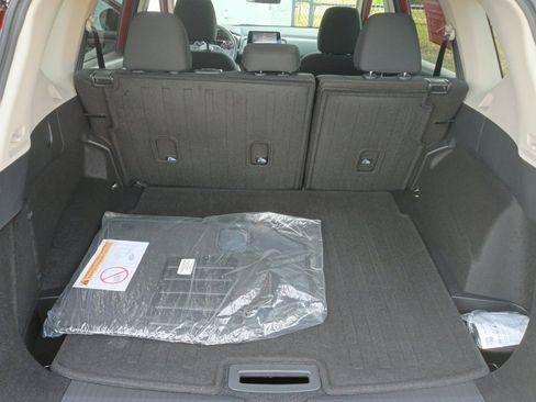 Used 2026 Nissan Rogue S FWD image 15