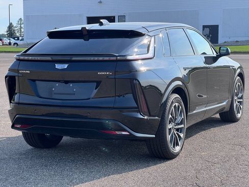 New 2026 Cadillac Lyriq Sport AWD/4WD image 41