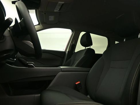Used 2026 Nissan Rogue S FWD image 14