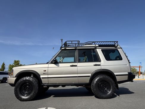 Used 2003 Land Rover Discovery SE7 AWD/4WD image 2
