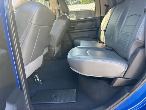 Used 2018 RAM 2500 Tradesman w/ Chrome Appearance Group AWD/4WD image 13
