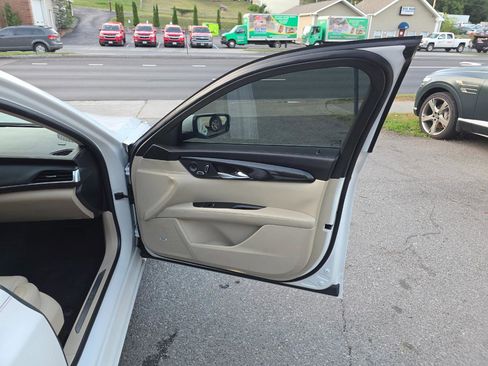 Used 2017 Cadillac CT6 2.0T RWD image 15