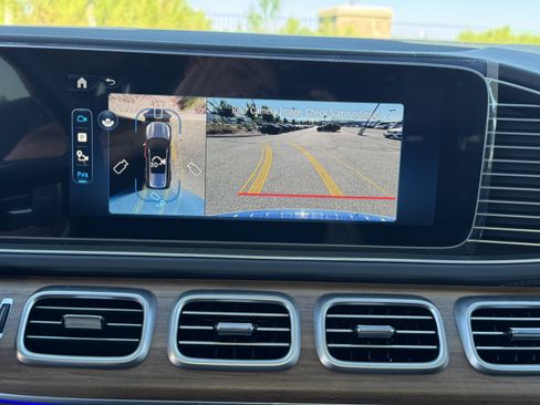 New 2025 Mercedes-Benz GLS 450 4MATIC image 26