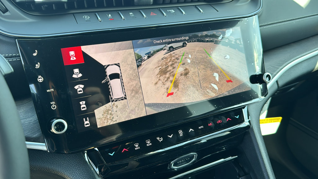 New 2027 Jeep Grand Cherokee Limited AWD/4WD image 23